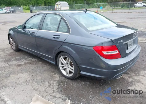 2014 Mercedes-Benz C 300 Luxury 4Matic/Sport 4Matic from USA, damaged, VIN WDDGF8AB7ER320145